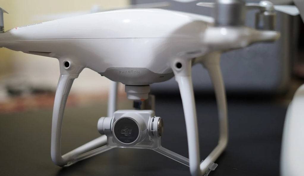 Ce qu'il faut rechercher dans un drone FPV pour débutants