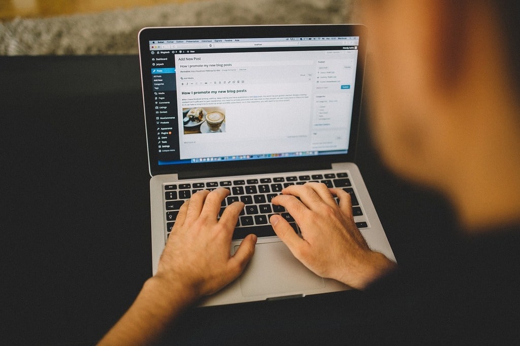 Pourquoi adopter un chatbot intelligent pour son service client ?